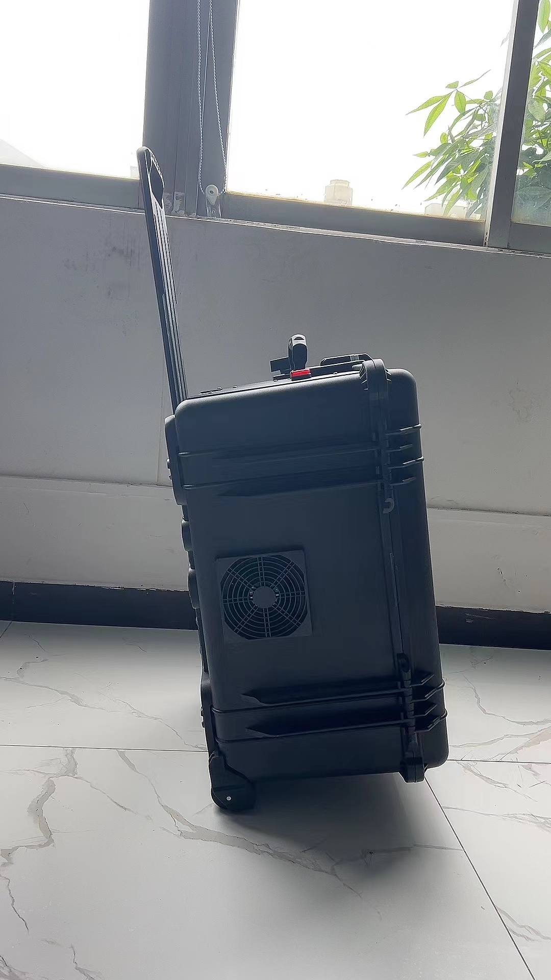 兰洋镇手拉箱型移动通信干扰器